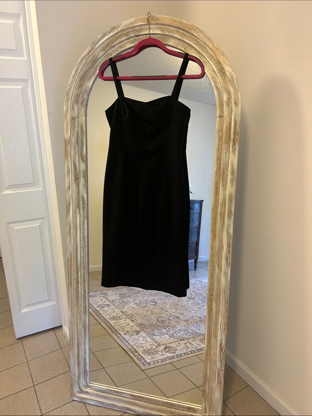 Vince Camuto Black Sleeveless Sheath Mini Dress